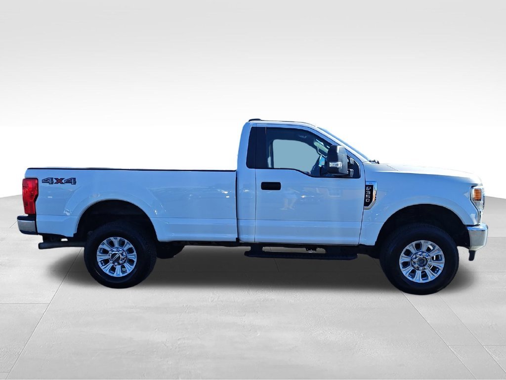 Used 2020 White Ford XL image 6