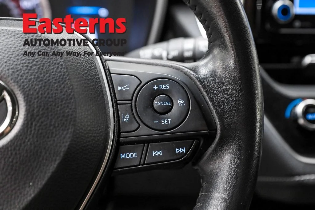 Used 2021 Silver Toyota SE image 16