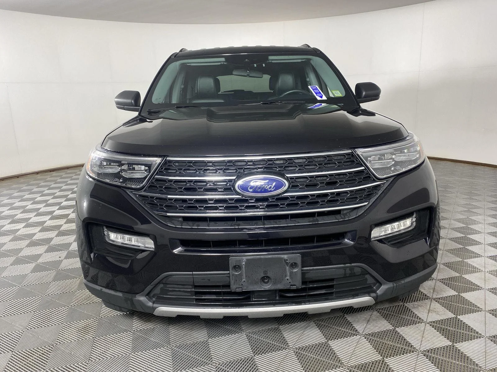 Used 2023 Agate Black Ford XLT image 5