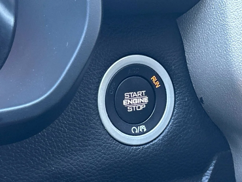 Used 2019 Black Ram Laramie image 30