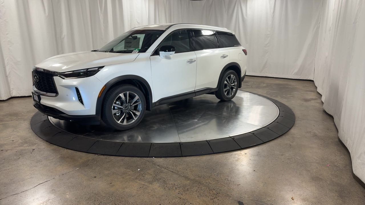 2025 INFINITI QX60 LUXE - Photo 6