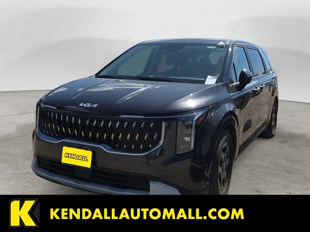 Used 2025 Gray Kia LXS image 1