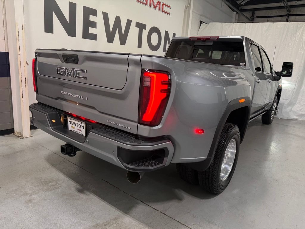 New 2026 Sterling Metallic GMC Denali Ultimate DRW image 34
