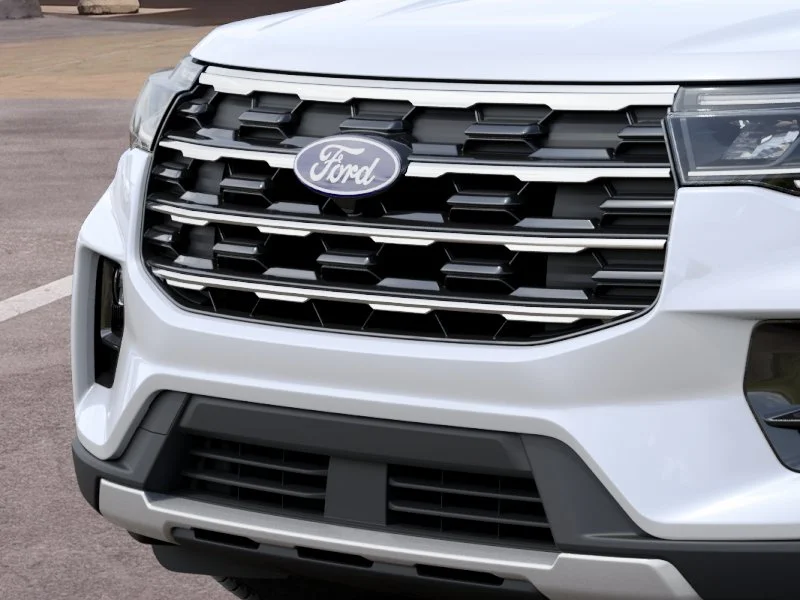 New 2027 Star White Metallic Tri-Coat Ford Active image 17