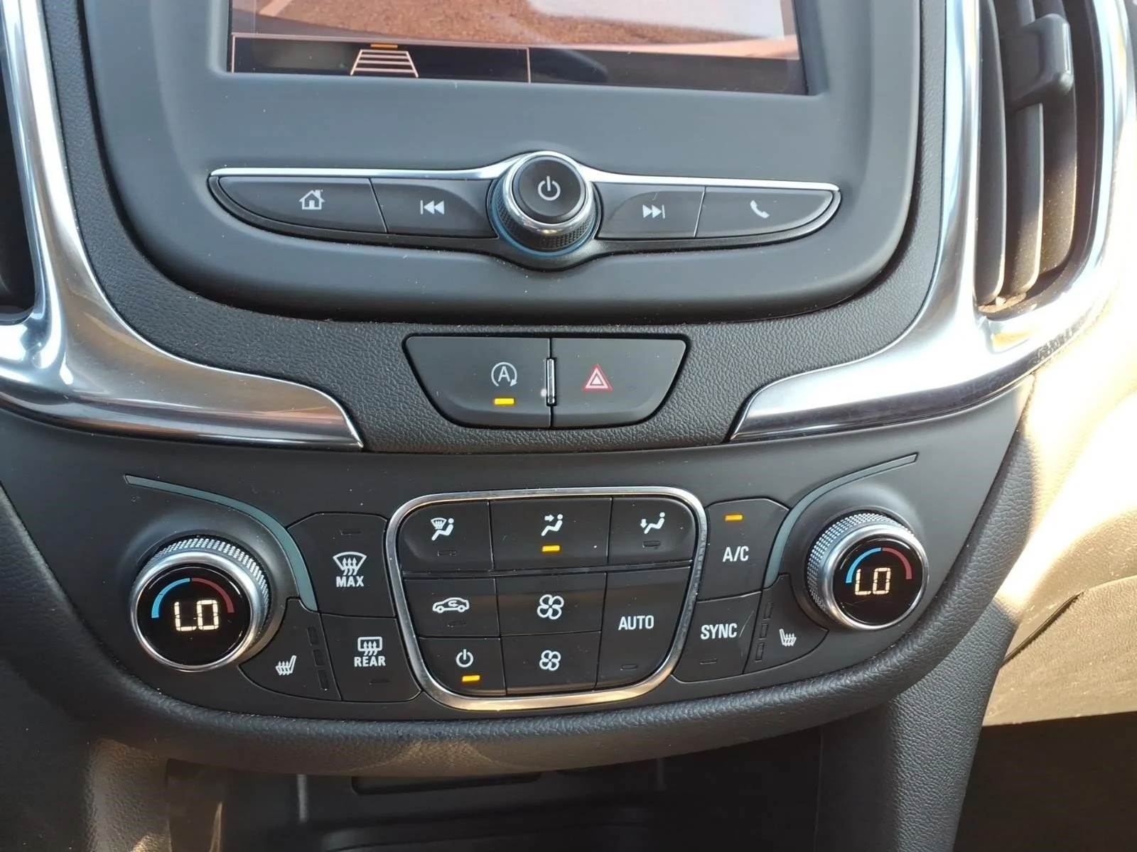 Used 2024 Sterling Gray Metallic Gxd Chevrolet LT image 20
