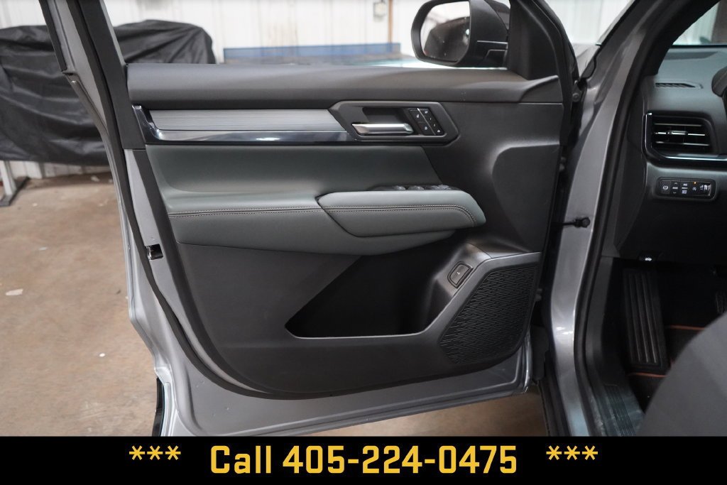 2027 GMC Terrain AT4 - Photo 15