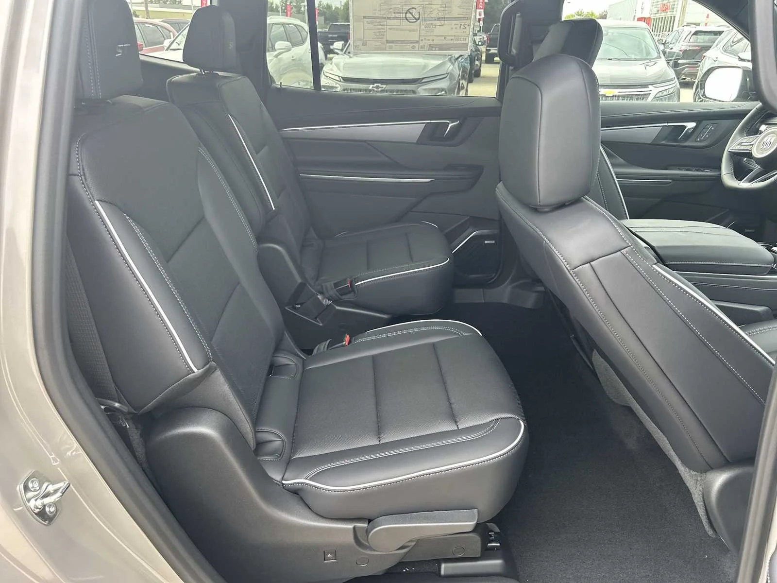 2027 Buick Enclave Sport Touring - Photo 27