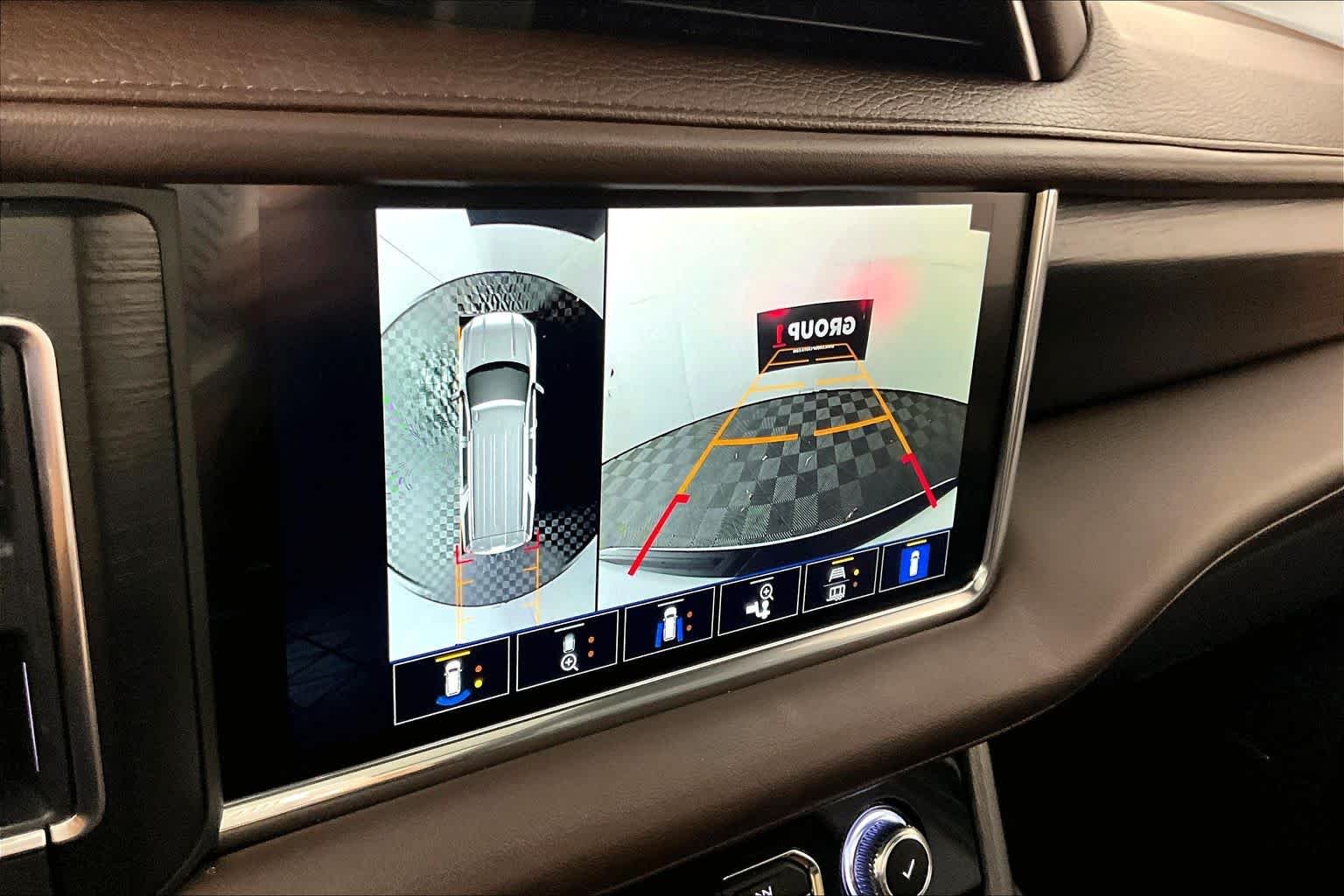Used 2022 Summit White GMC Denali image 25