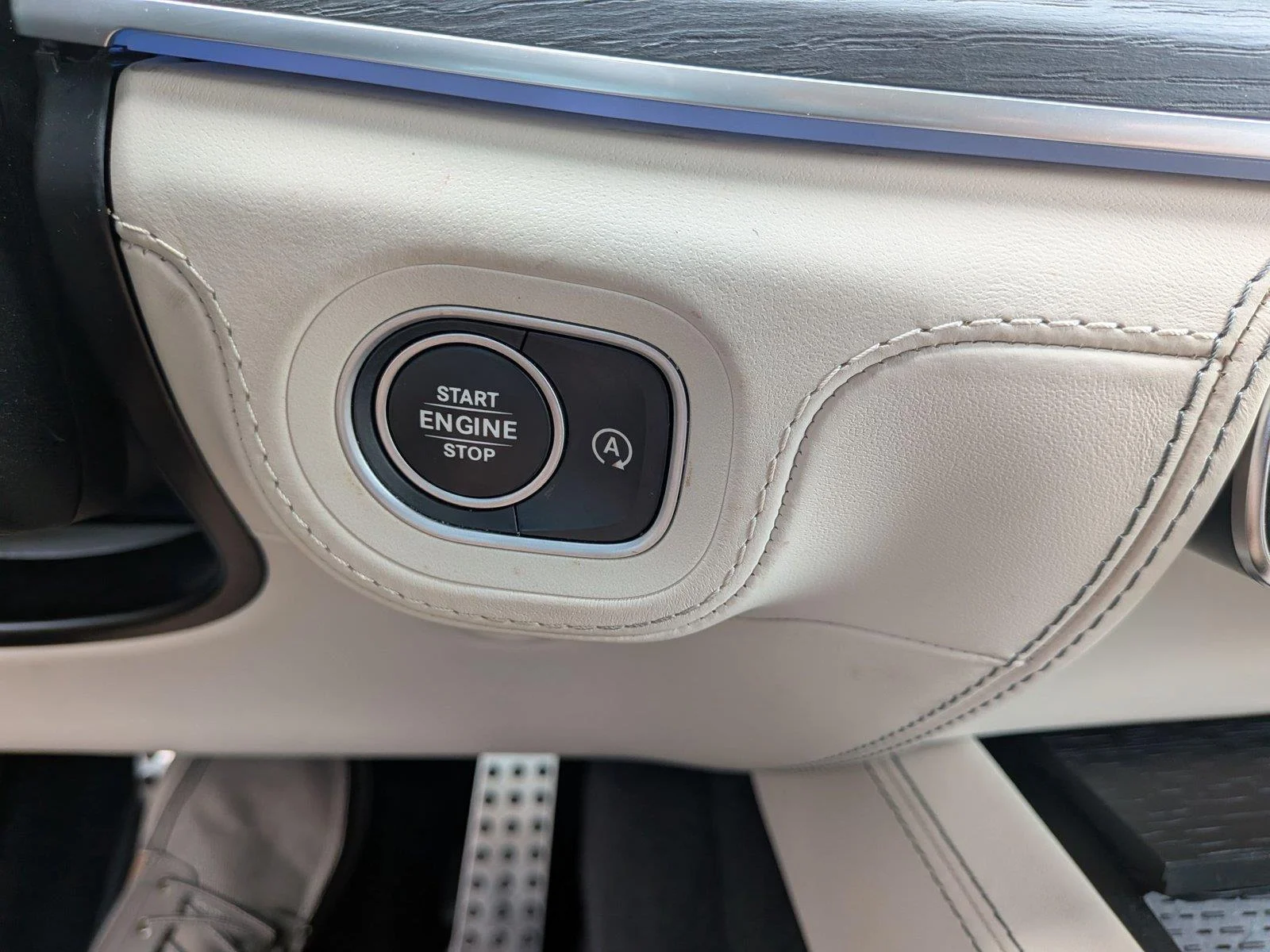 Used 2024 GREY Mercedes-Benz AMG® GLE 53 image 27