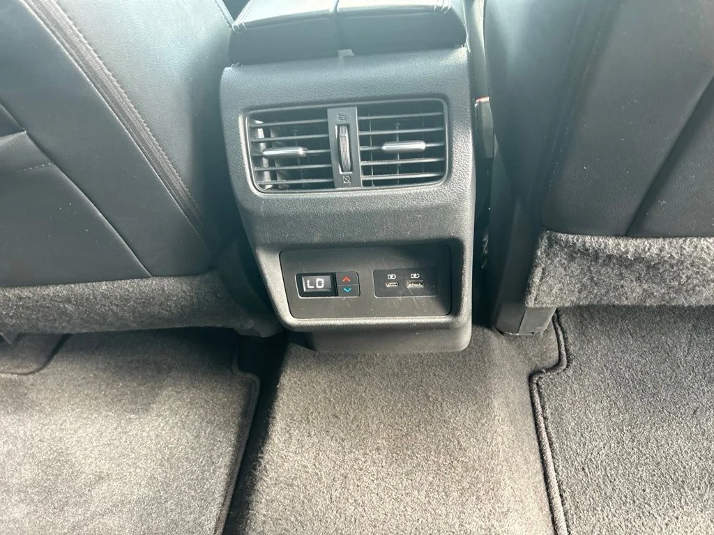 Used 2021 Gray Nissan SL image 28