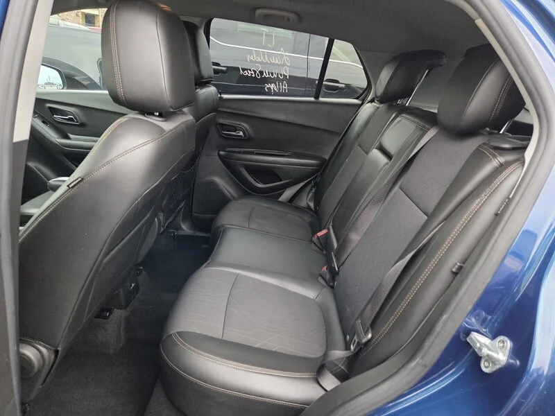Used 2020 Pacific Blue Metallic CHEVROLET LT image 6