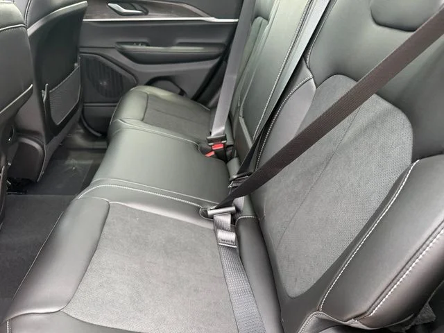 New 2026 Gray Jeep Altitude image 10