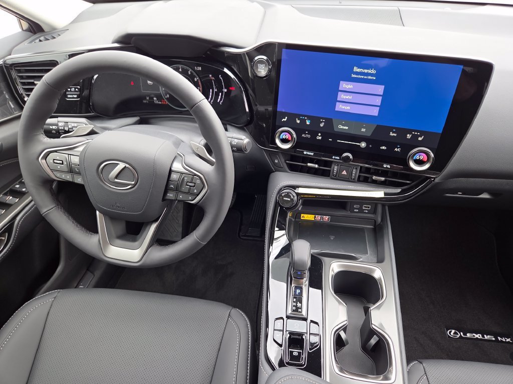 New 2026 Ultra White Lexus PREMIUM image 32