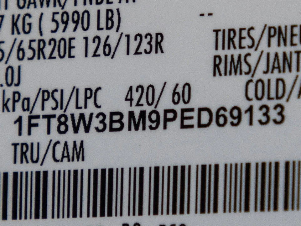 Used 2023 White Ford XL image 27