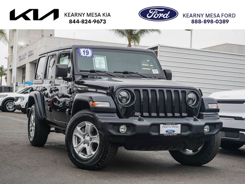 Used 2018 Black Jeep Unlimited Rubicon image 1