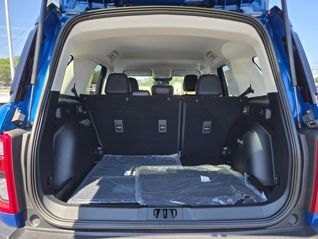 New 2026 Velocity Blue Metallic Ford Big Bend image 22