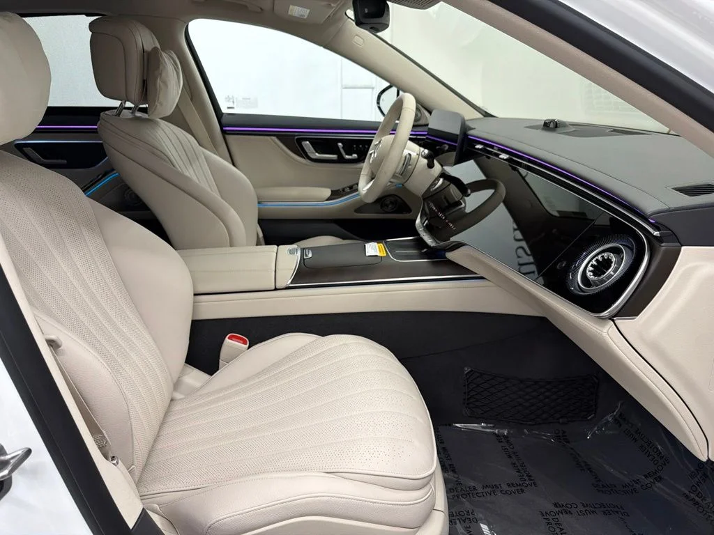 New 2027 White Mercedes-Benz S 500 image 29