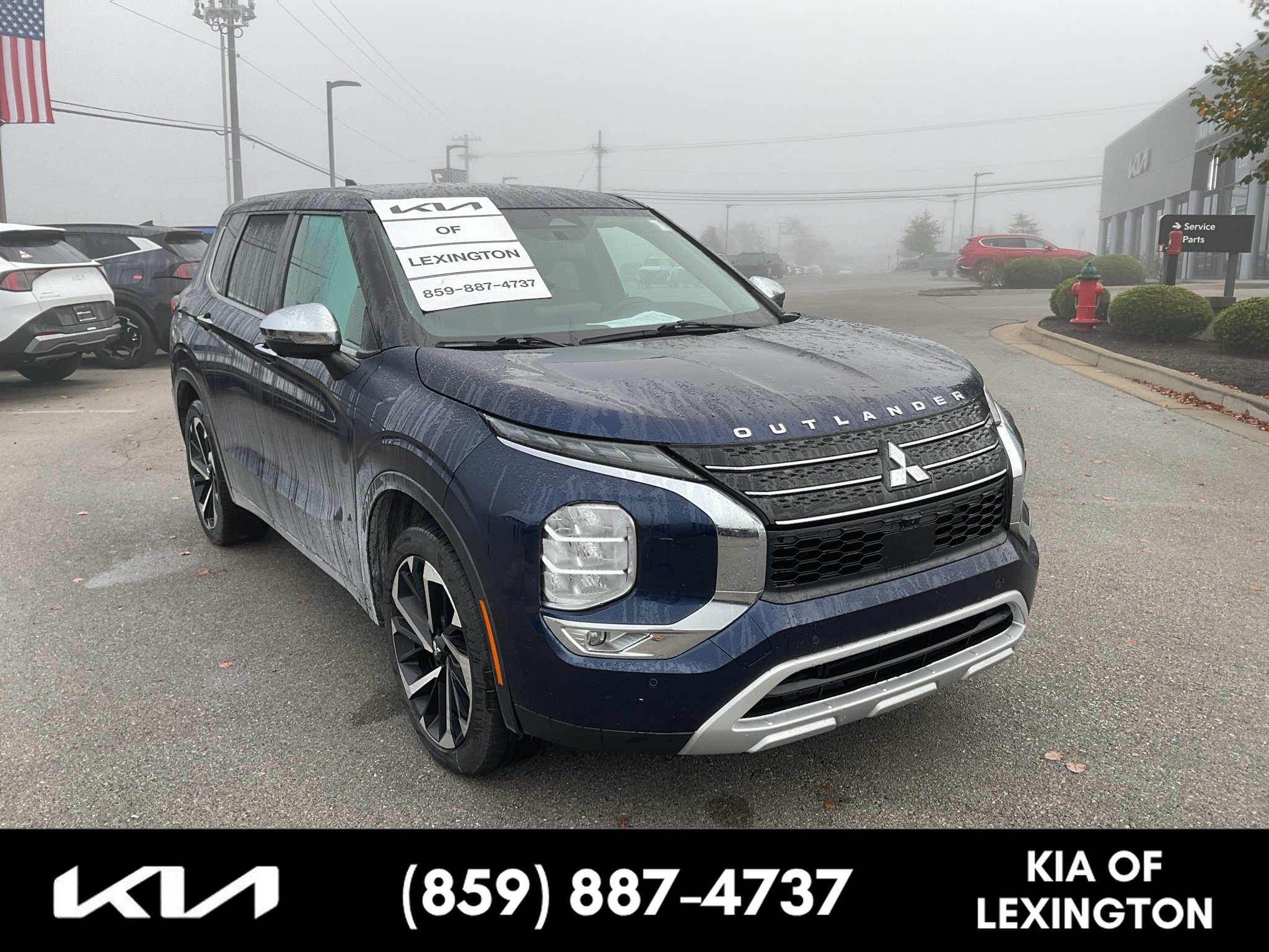 Used 2022 Cosmic Blue Metallic Mitsubishi SE image 1