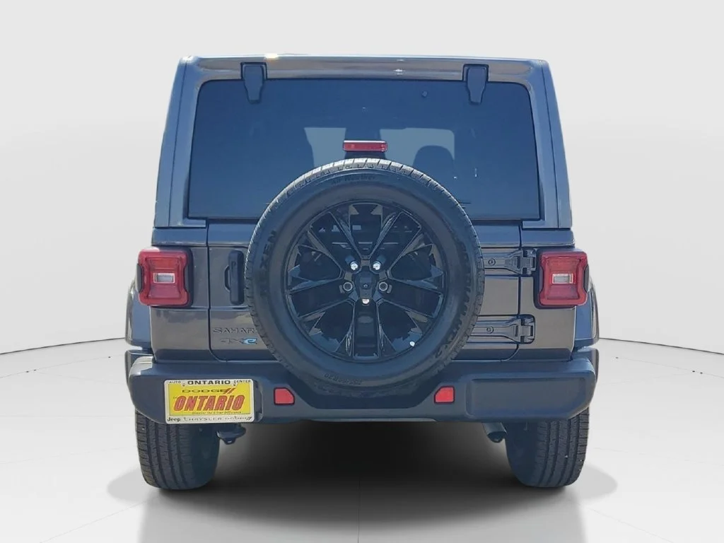 Certified Used 2025 Gray Jeep Sahara 4xe image 6