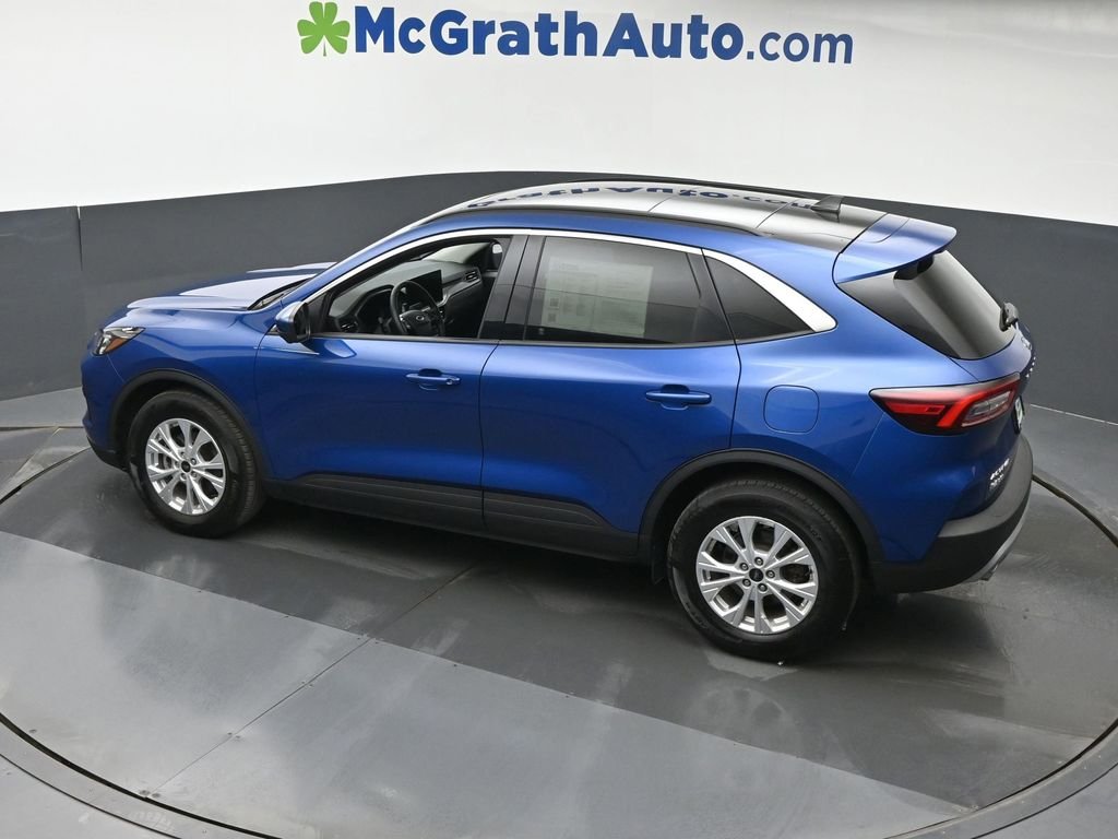 Used 2023 Blue Ford Active image 26