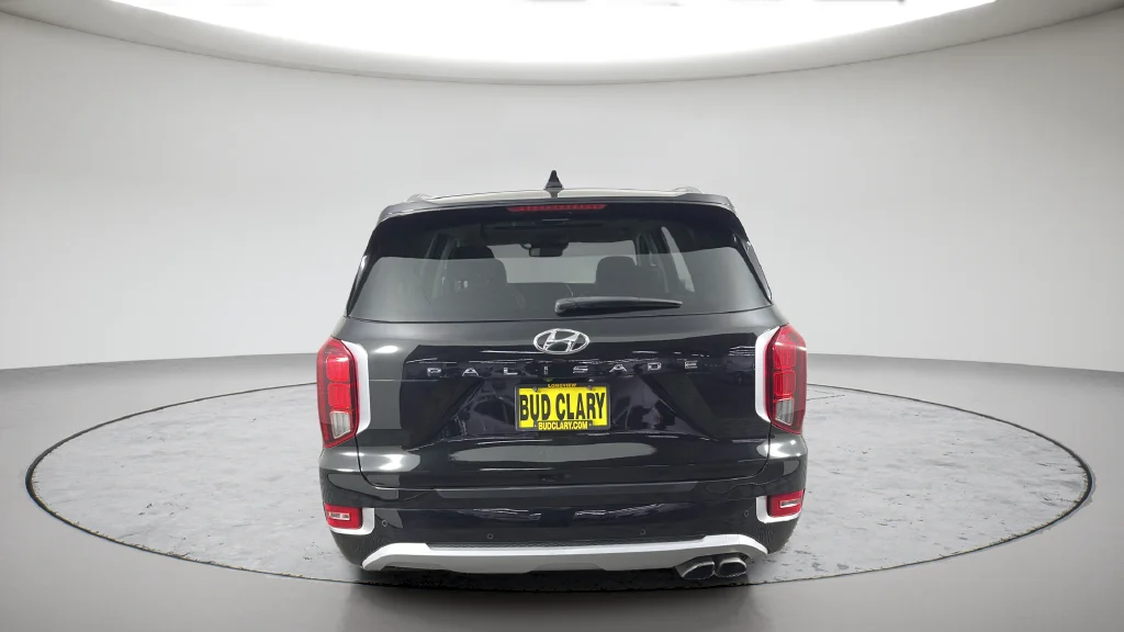 Used 2021 Black Hyundai Limited image 11