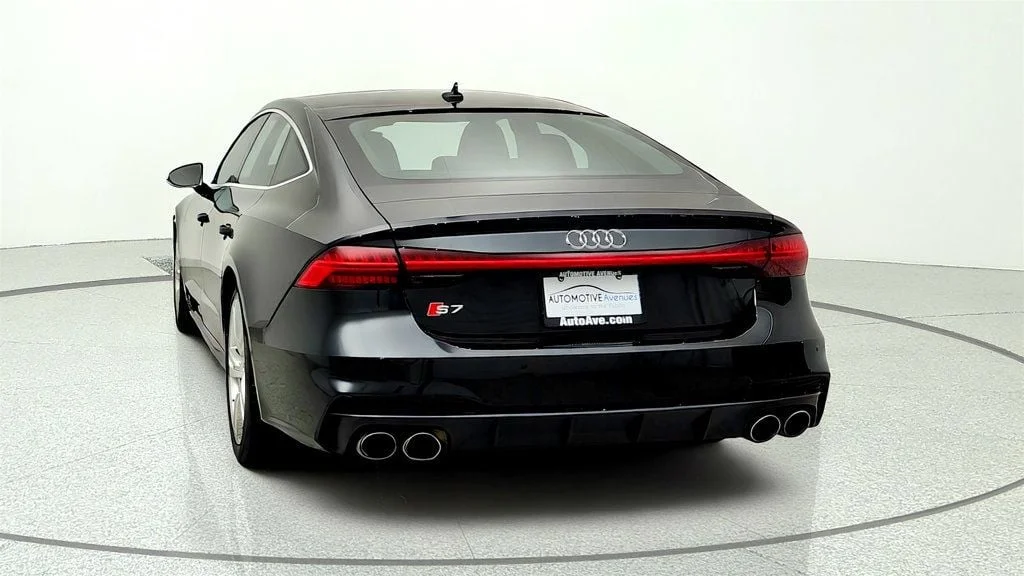 Used 2020 Vesuvius Gray Metallic Audi 2.9 TFSI Premium Plus w/ Executive & Driver Assist Pkgs image 6