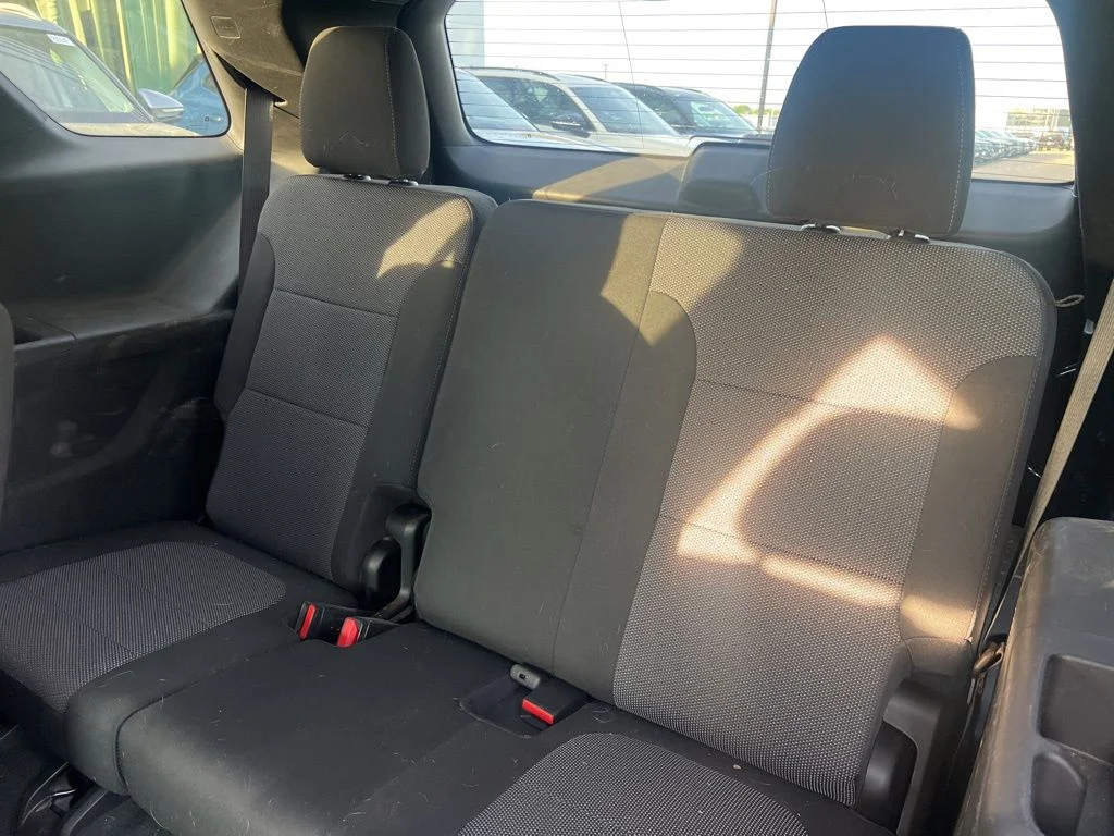Used 2023 Sterling Gray Metallic Chevrolet LT image 18