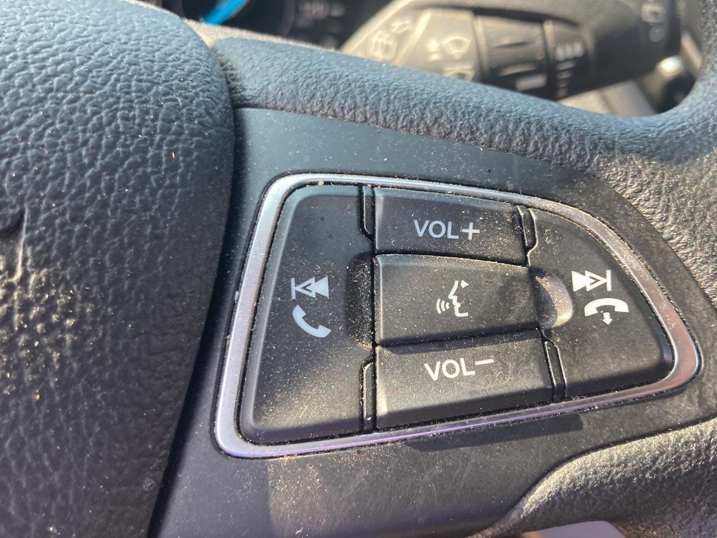 Used 2019 Oxford White Ford S image 15