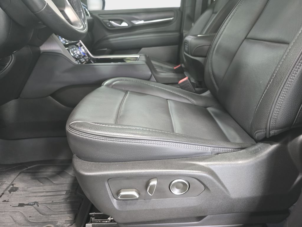 Used 2024 Sterling Metallic GMC Denali image 25