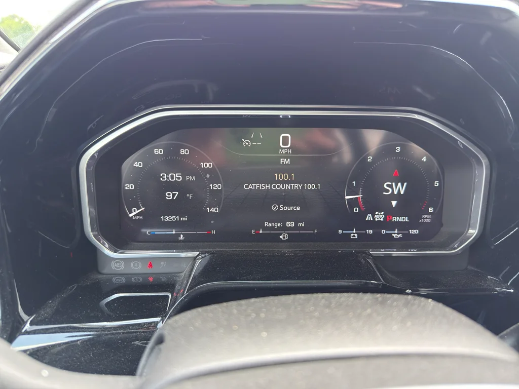 Used 2026 Summit White GMC SLT image 3