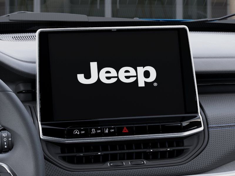 New 2026 Hydro Blue Pearl-Coat Exterior Paint Jeep Latitude image 18