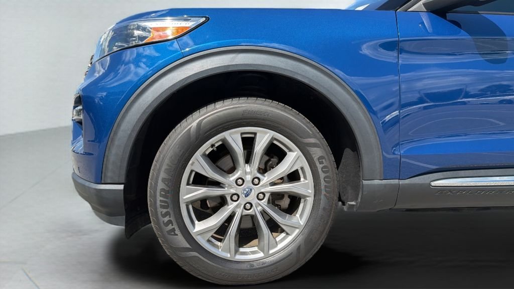 Used 2023 Blue Ford Limited image 41
