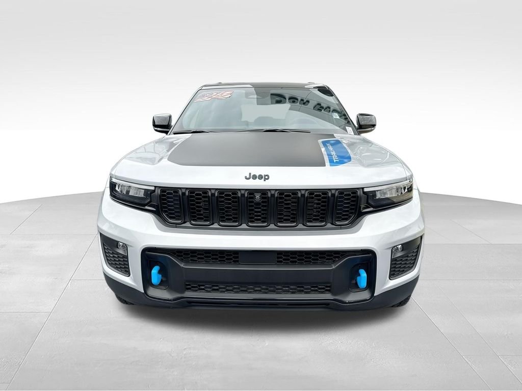 New 2024 Silver Zynith Jeep Trailhawk 4xe image 3