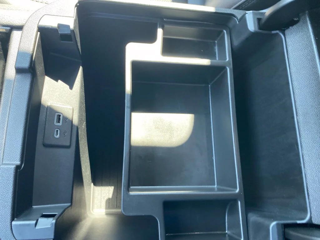 Used 2022 Hunter Metallic GMC Denali image 34