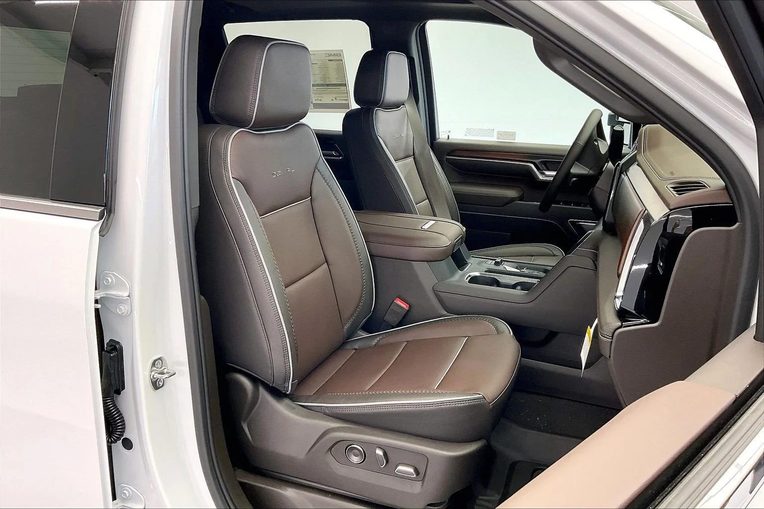2026 GMC Sierra 2500HD Denali - Photo 9