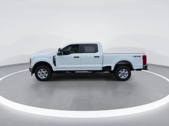 Used 2026 White Ford XLT image 5