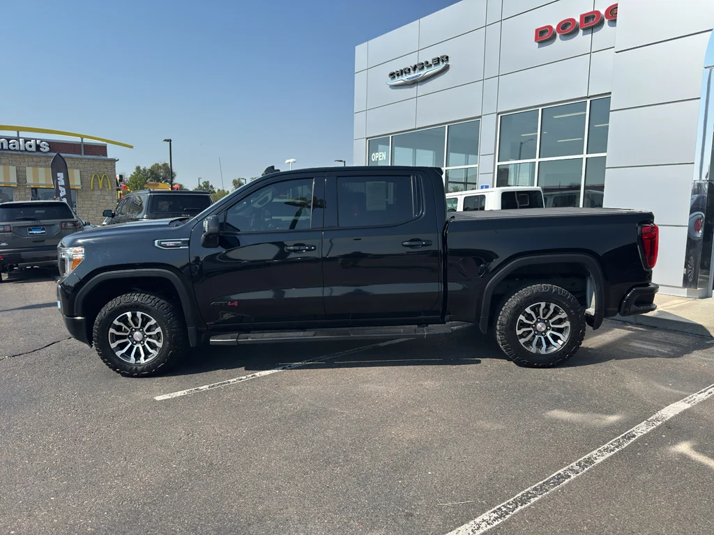 Used 2020 Onyx Black GMC AT4 image 8
