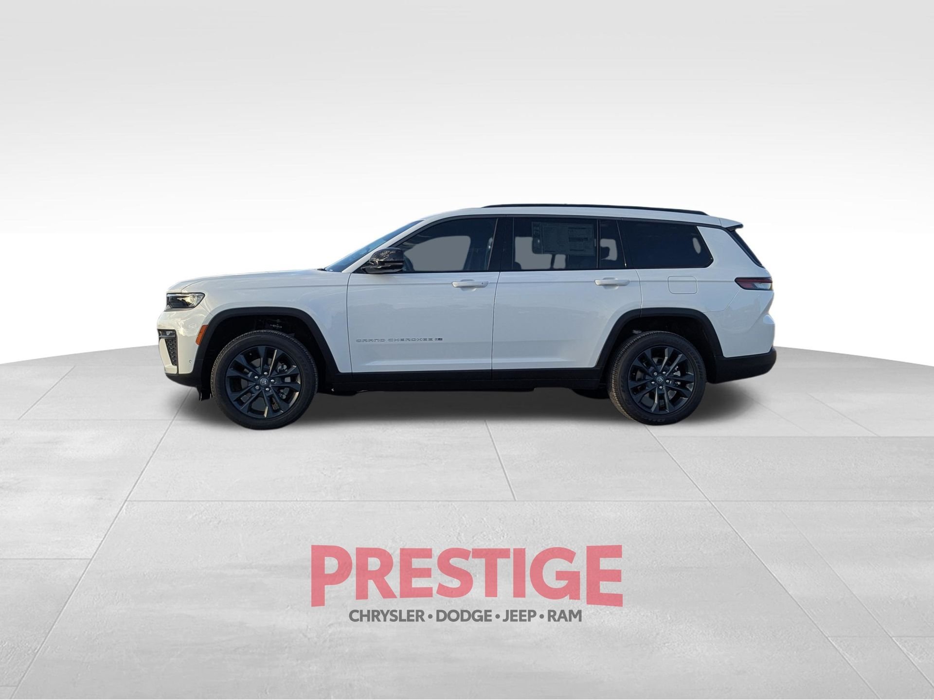 New 2026 Bright White Clear-Coat Exterior Paint Jeep Limited image 10