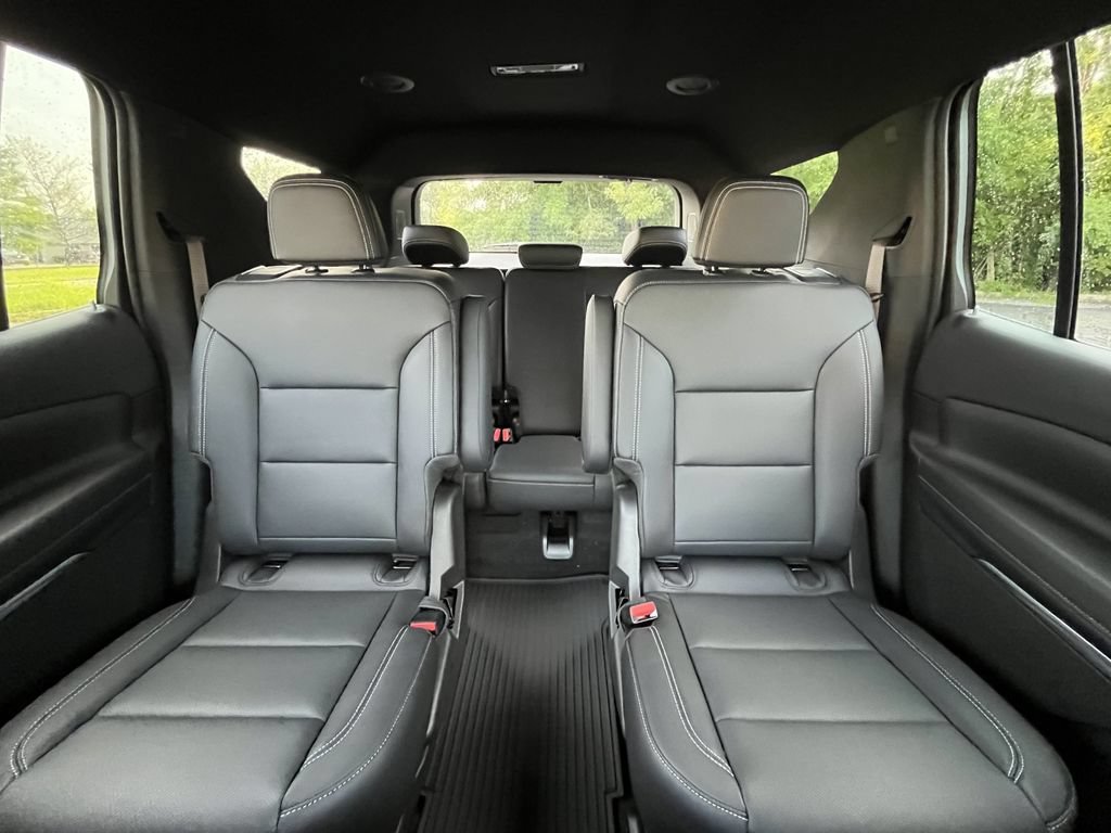 2027 Chevrolet Traverse LT - Photo 15