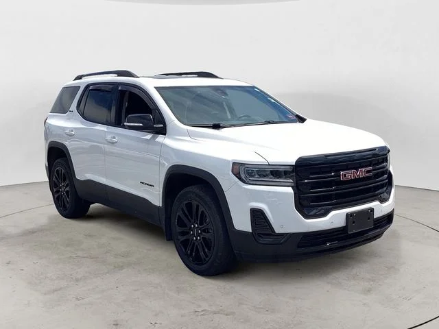 Used 2023 Summit White GMC SLE image 7