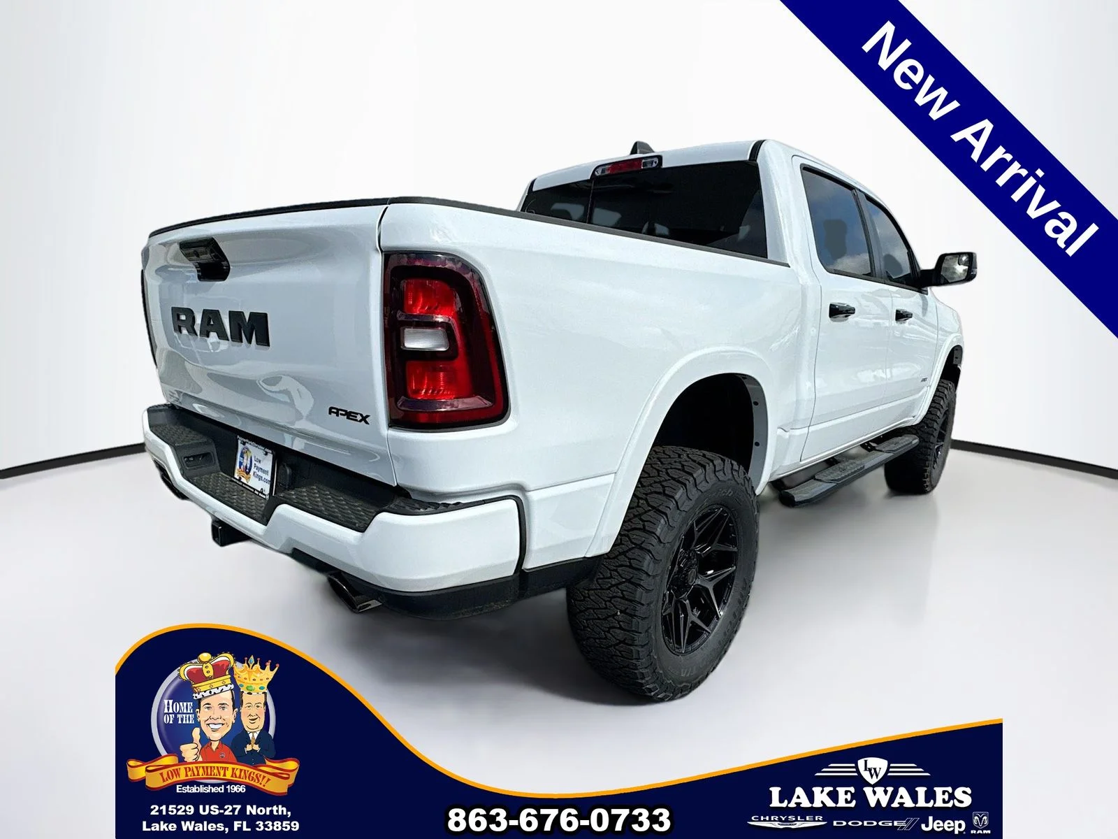 Certified Used 2025 White Ram Big Horn/Lone Star image 3