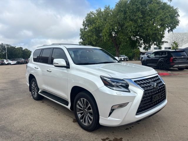 Used 2023 White Lexus 460 Luxury image 3