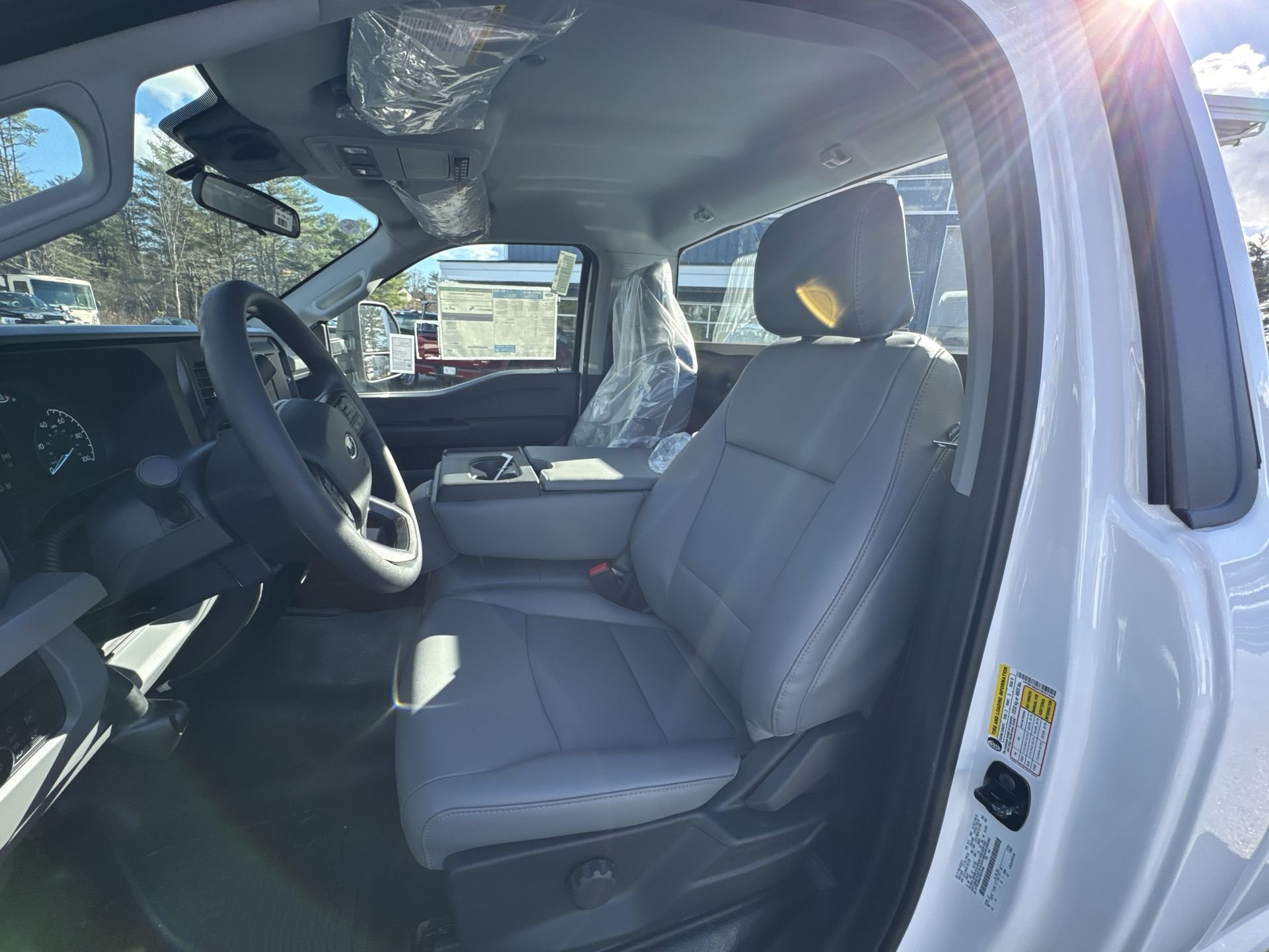 New 2026 Oxford White Ford F-350® XL image 7