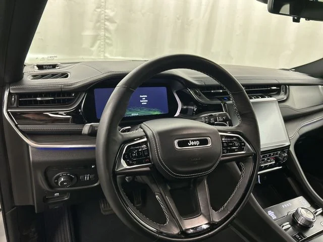 Used 2023 White Jeep Overland 4xe image 8