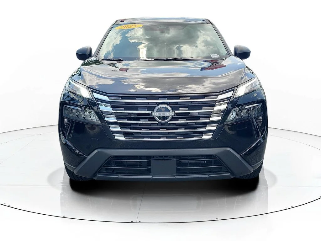 Certified Used 2025 Black Nissan S image 3