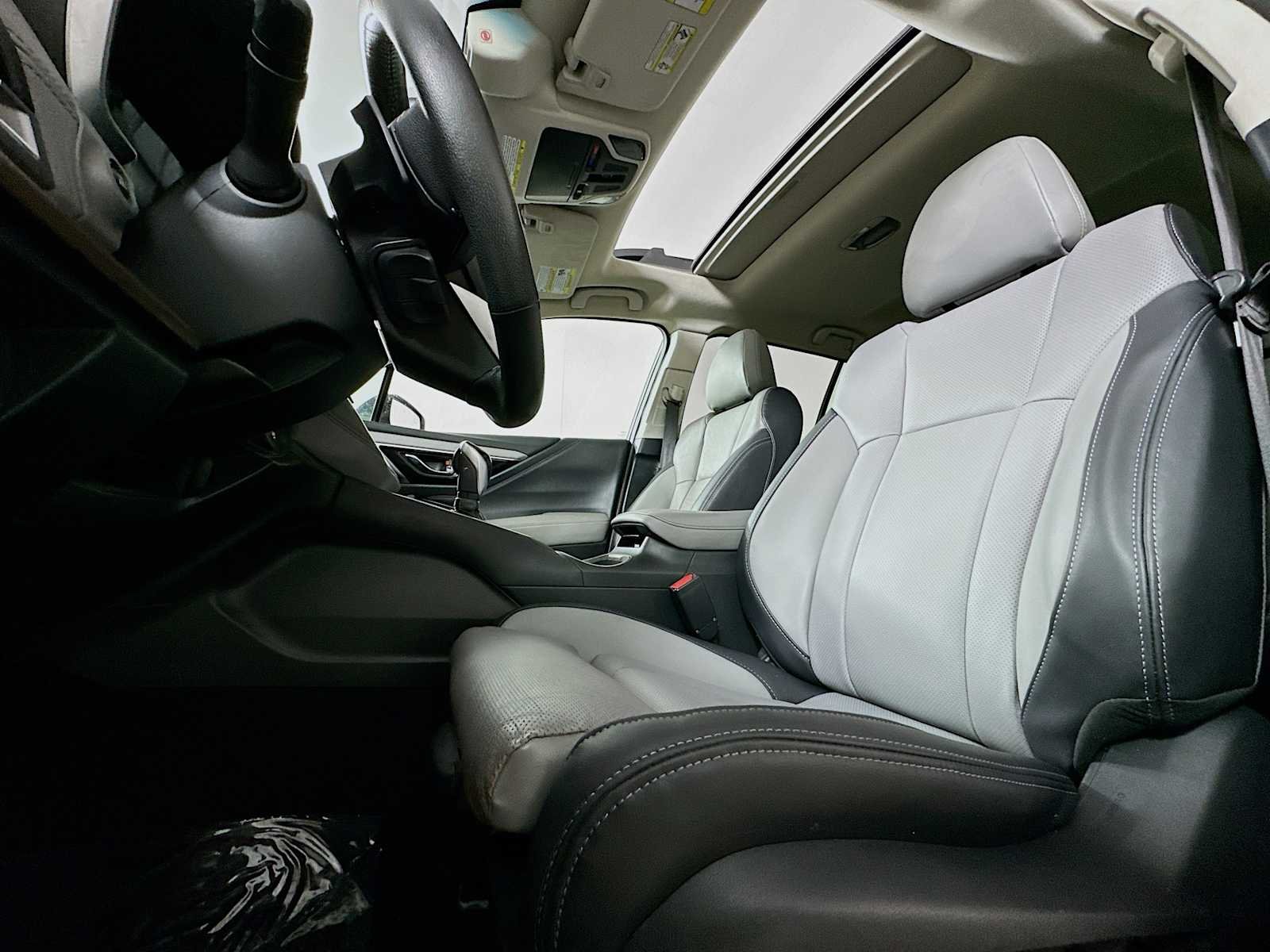Used 2020 Magnetite Gray Metallic Subaru Limited XT image 18