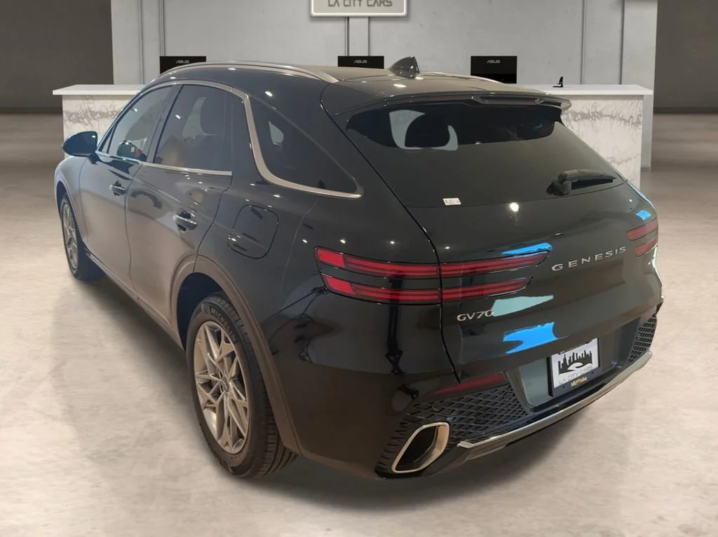 2025 GENESIS GV70 Standard - Photo 3