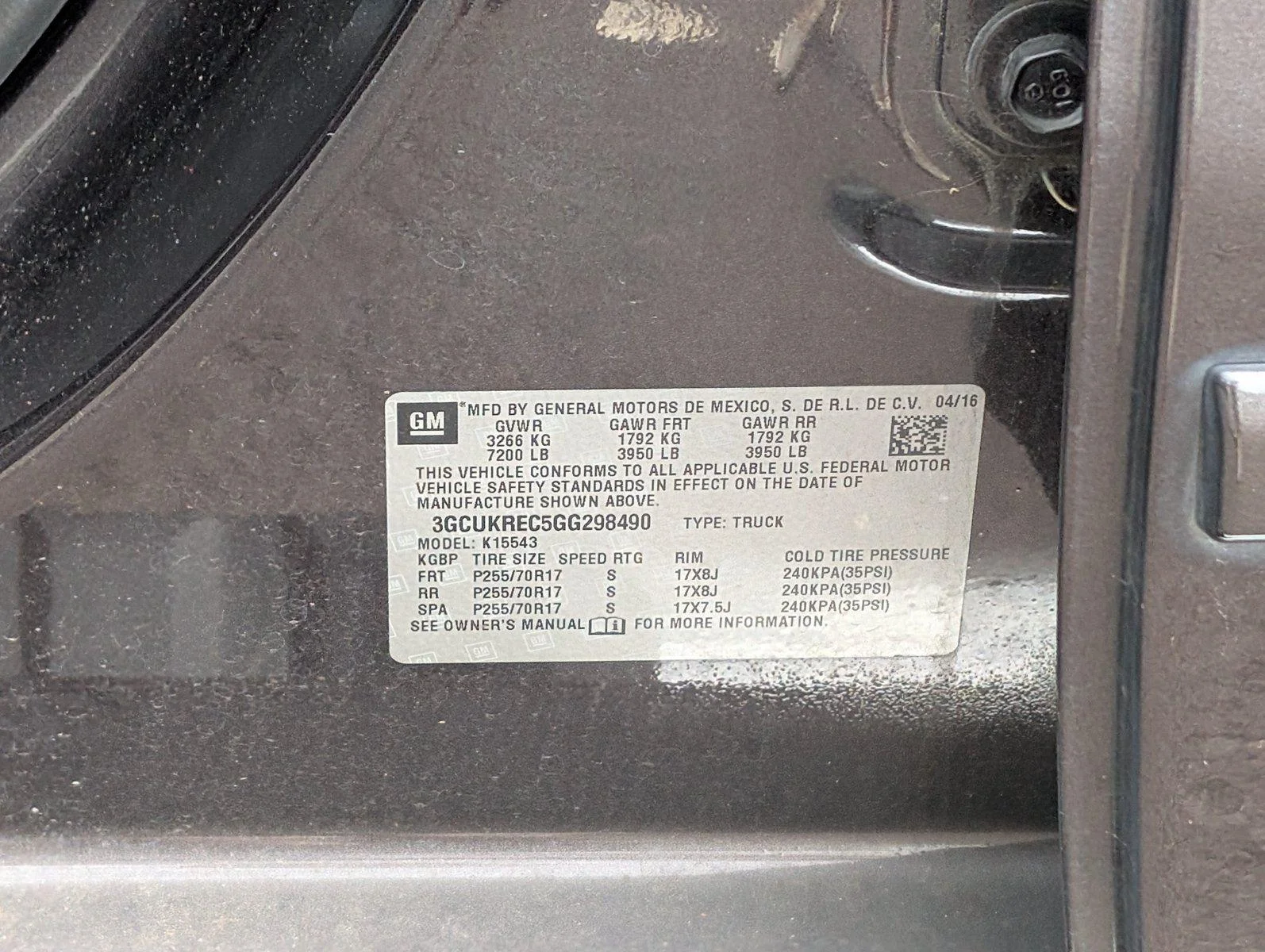 Used 2016 TUNGSTEN METALLIC Chevrolet LT image 12