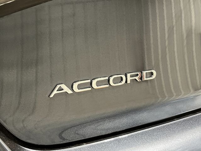 New 2026 Meteorite Gray Metallic Honda SE image 6
