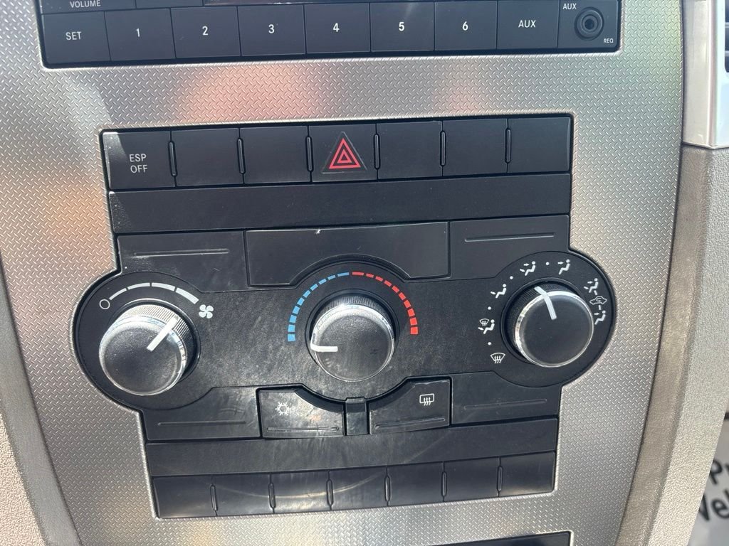 Used 2009 Stone White Jeep Laredo image 19